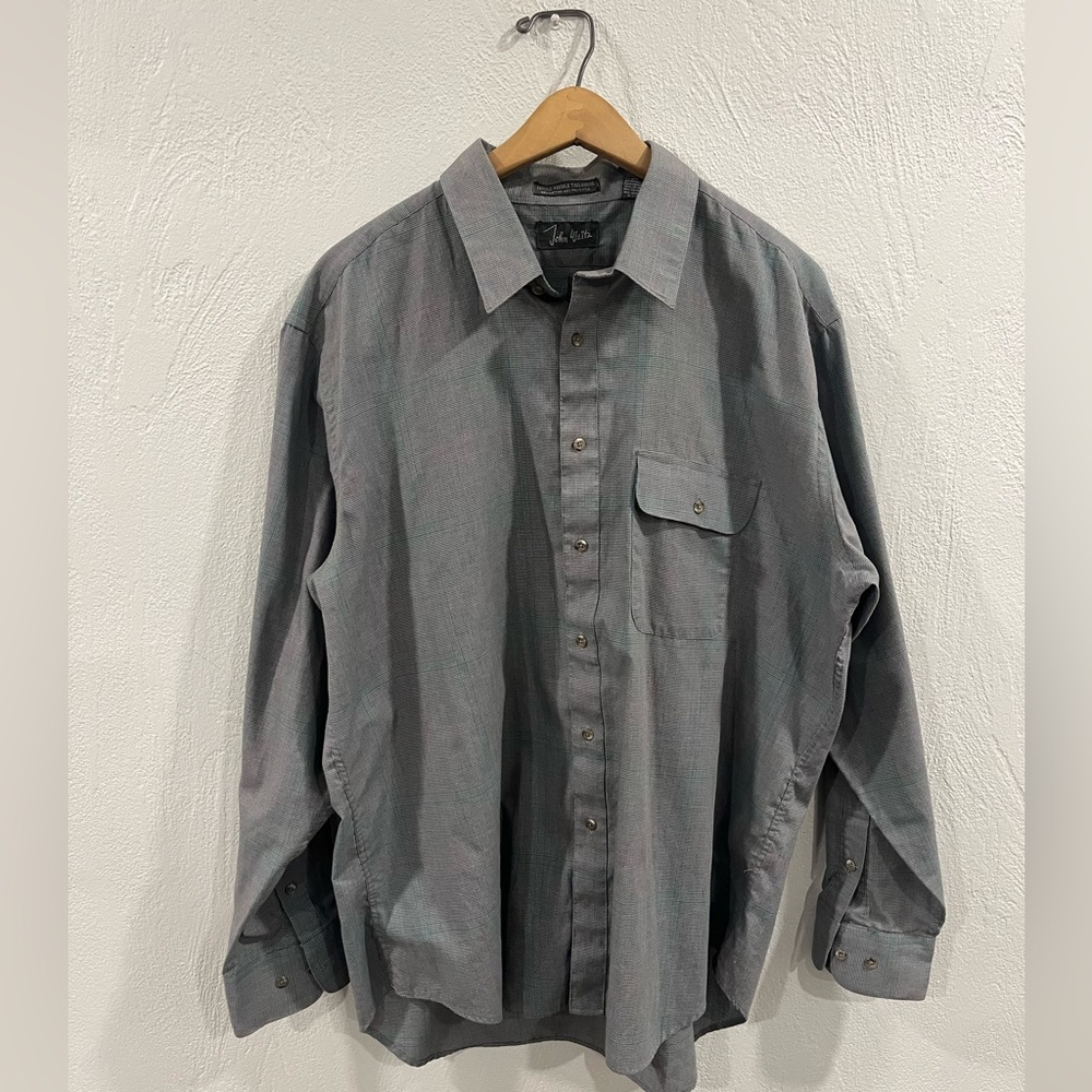 John Weitz button down men’s shirt single needle tayloring multi-colored check